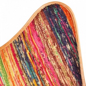 2 db többszínű pillangó alakú szék chindi huzattal