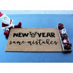 New Year Same Mistakes barna, fekete lábtörlő