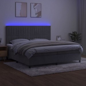 Világosszürke bársony rugós és LED-es ágy matraccal 200x200 cm